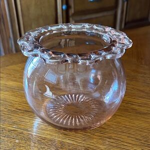 Elegant Pink Glass Ruffled Rim Vase